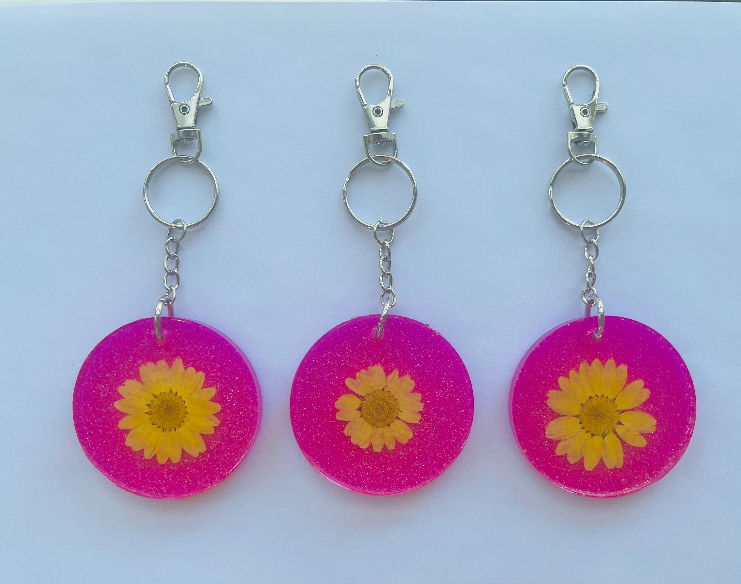 Handmade Pressed Flower Keychain: Pink Glitter Resin Keyring