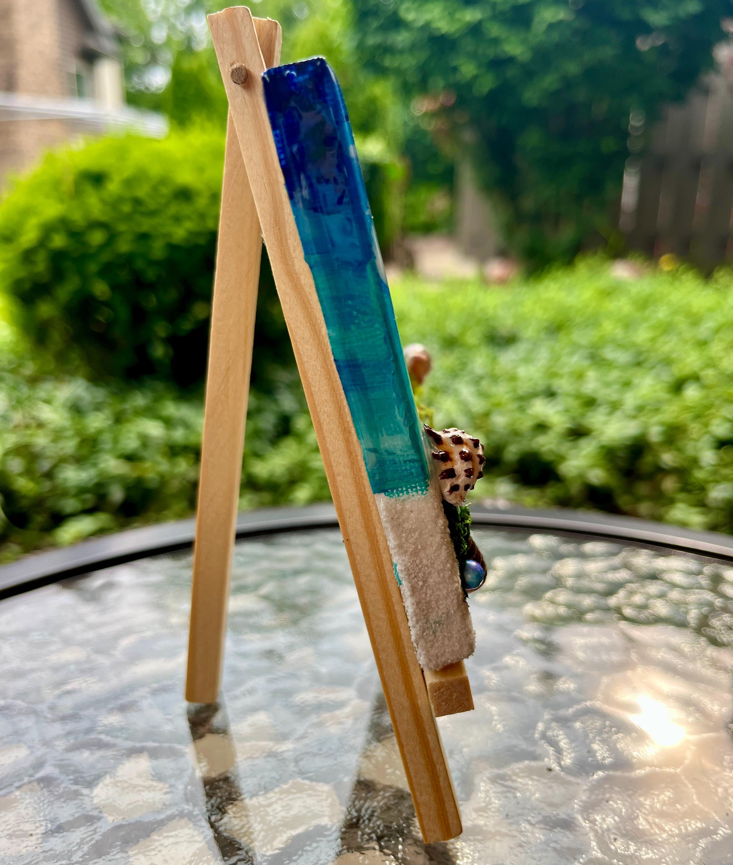 Miniature Beach Canvas Art: Real Sand & Seashell Seascape with Easel