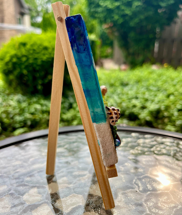 Miniature Beach Canvas Art: Real Sand & Seashell Seascape with Easel